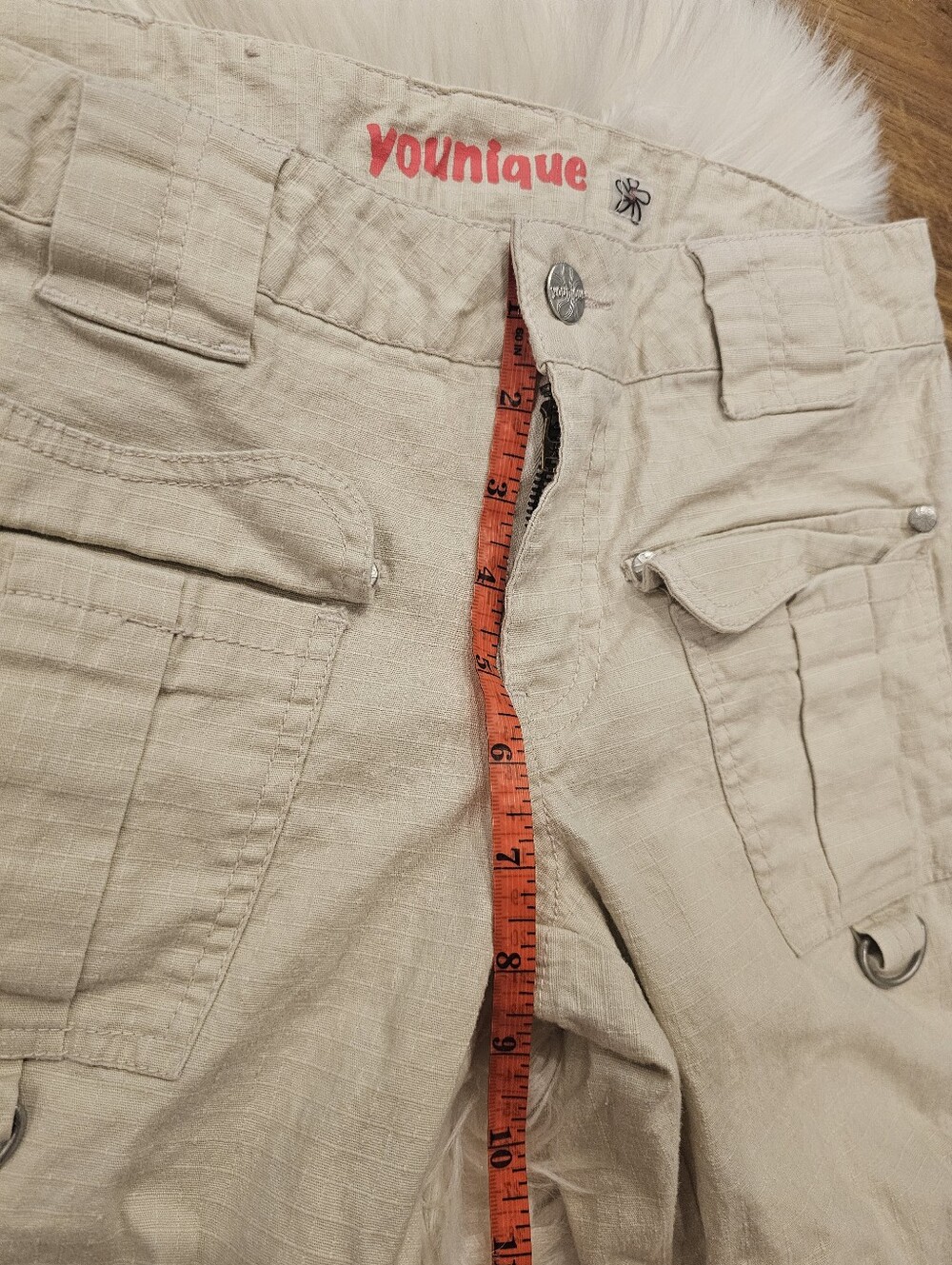 Vintage Low Rise Beige Cargo Jogger Pants With Ruched Hem - Picture 5 of 8